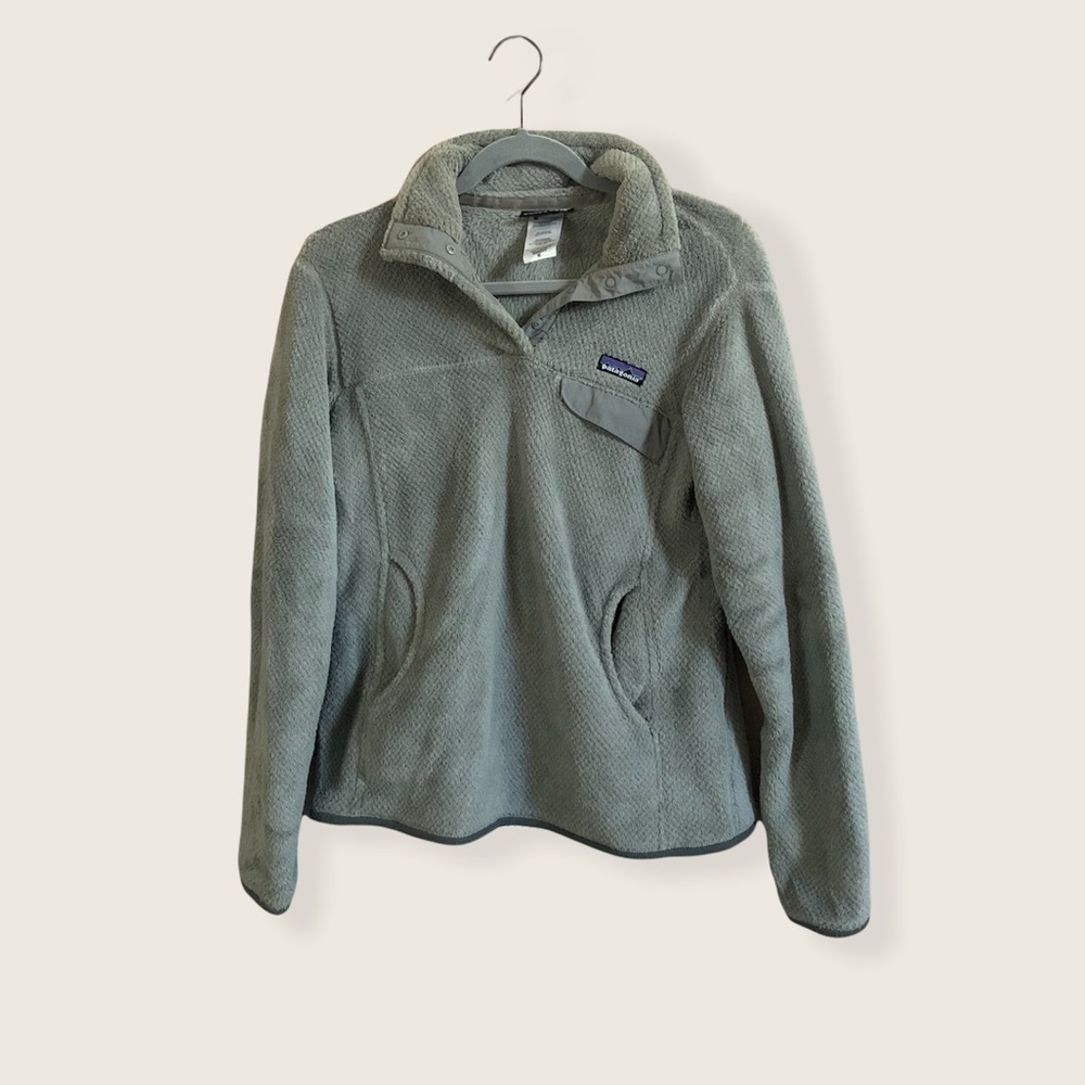 FLASH SALE ‼️Patagonia Grey Pullover size Medium